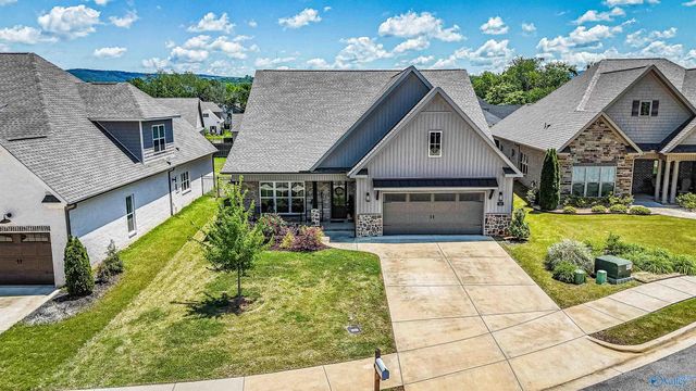 13 Farmhouse Way, Huntsville, AL 35803