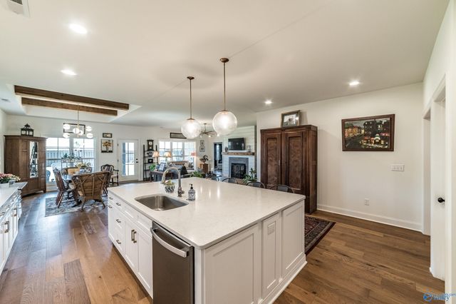 13 Farmhouse Way, Huntsville, AL 35803