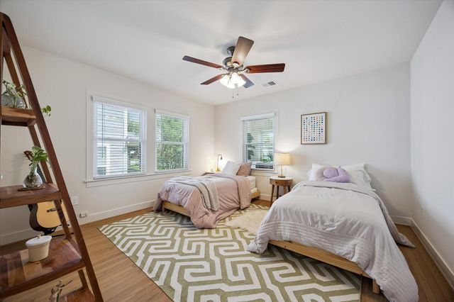 809 Gale Street, Houston, TX 77009