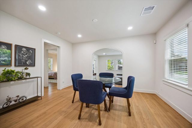 809 Gale Street, Houston, TX 77009