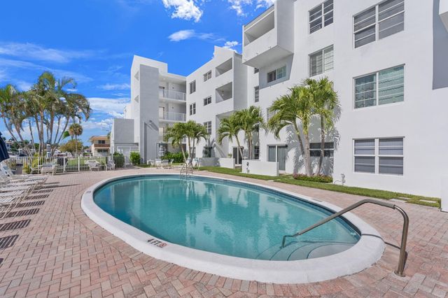 2860 NE 14th Street Causeway 104D, Pompano Beach, FL 33062