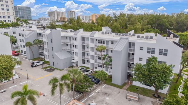 2860 NE 14th Street Causeway 104D, Pompano Beach, FL 33062