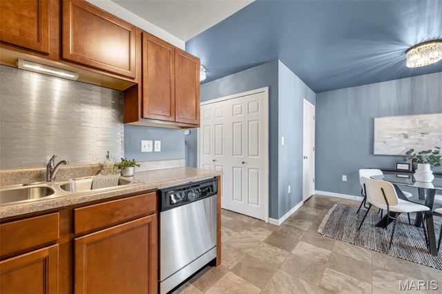 1831 Basston Drive, Maryland Heights, MO 63146