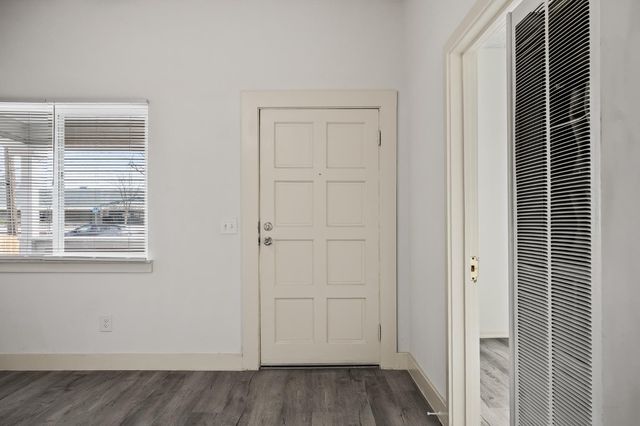 4437 E Thomas Avenue, Fresno, CA 93702