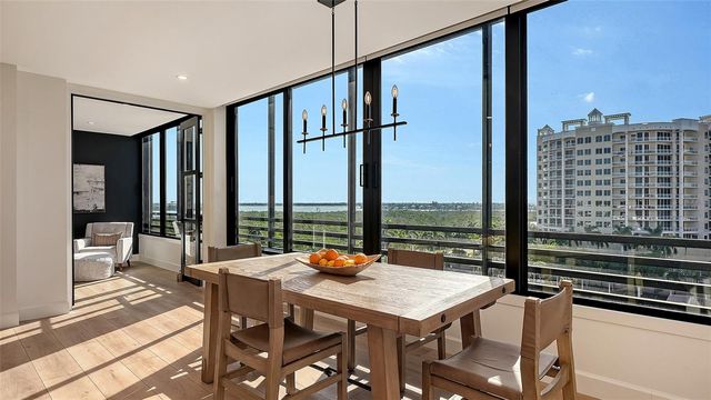 1102 BENJAMIN FRANKLIN DRIVE 810, Sarasota, FL 34236
