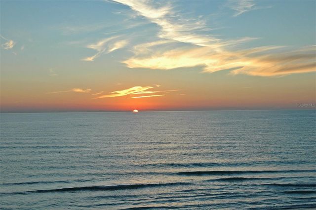 1102 BENJAMIN FRANKLIN DRIVE 810, Sarasota, FL 34236
