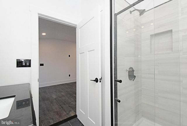 501 SKYLINE DR, Allentown, PA 18103