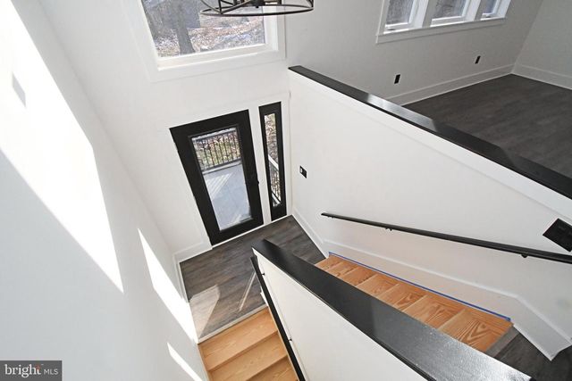 501 SKYLINE DR, Allentown, PA 18103