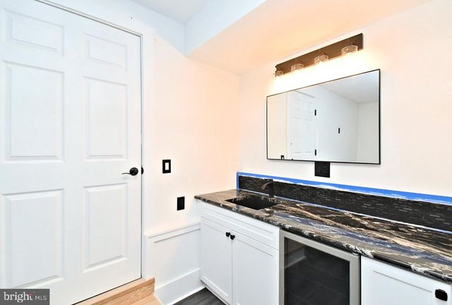 501 SKYLINE DR, Allentown, PA 18103