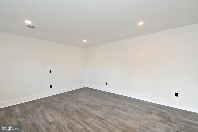 501 SKYLINE DR, Allentown, PA 18103