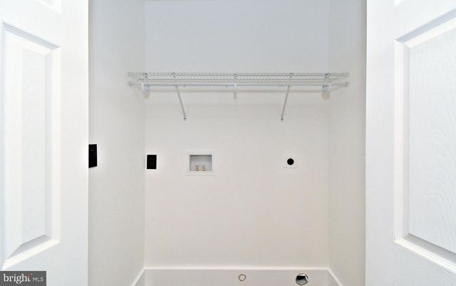 501 SKYLINE DR, Allentown, PA 18103