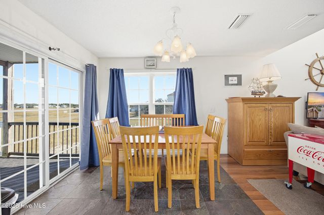 411 26th Avenue N, North Myrtle Beach, SC 29582