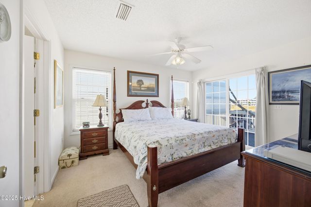 411 26th Avenue N, North Myrtle Beach, SC 29582