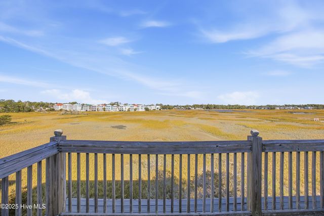 411 26th Avenue N, North Myrtle Beach, SC 29582