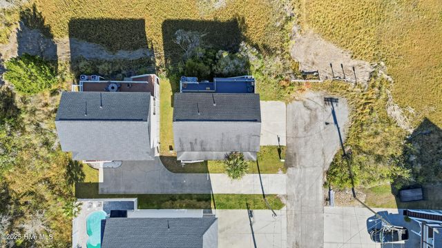 411 26th Avenue N, North Myrtle Beach, SC 29582