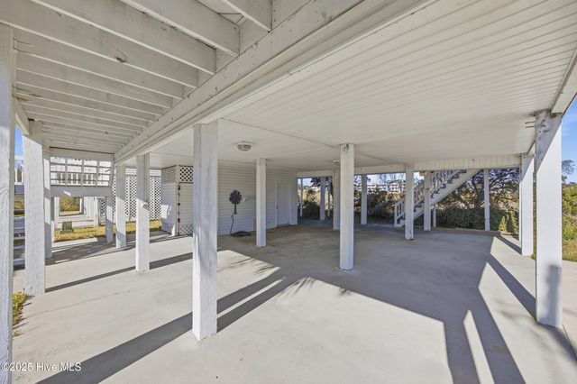 411 26th Avenue N, North Myrtle Beach, SC 29582