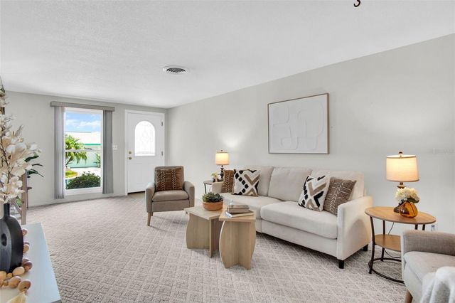 1009 CRANE COURT, Dunedin, FL 34698