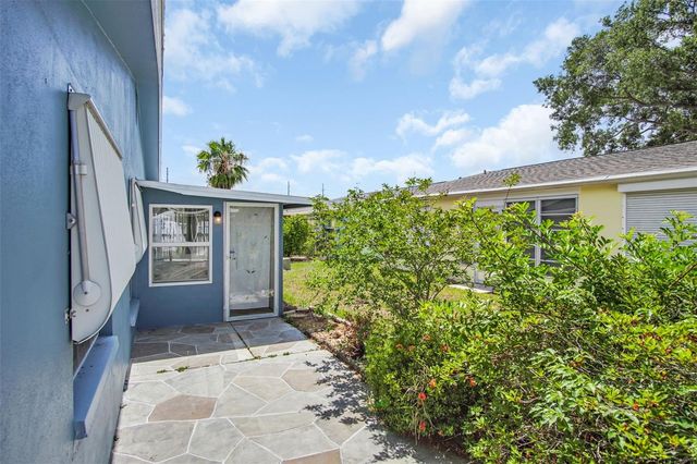 1009 CRANE COURT, Dunedin, FL 34698