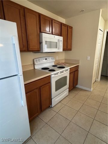 9068 GERVAIS CIR 209, Naples, FL 34120