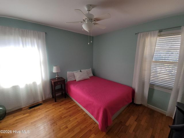 2038 Washington Street, Wilmington, NC 28401