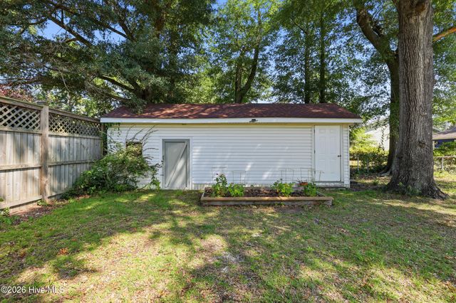 2038 Washington Street, Wilmington, NC 28401