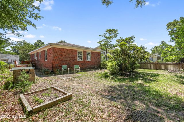 2038 Washington Street, Wilmington, NC 28401