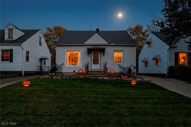 14214 Tabor Avenue, Maple Heights, OH 44137