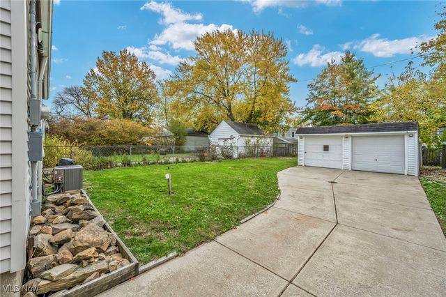 14214 Tabor Avenue, Maple Heights, OH 44137