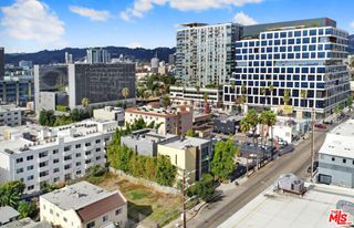 1449 N Bronson Avenue, Los Angeles, CA 90028