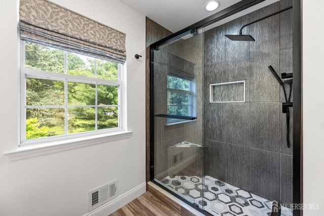 16 Moorland Boulevard, Monroe, NJ 08831