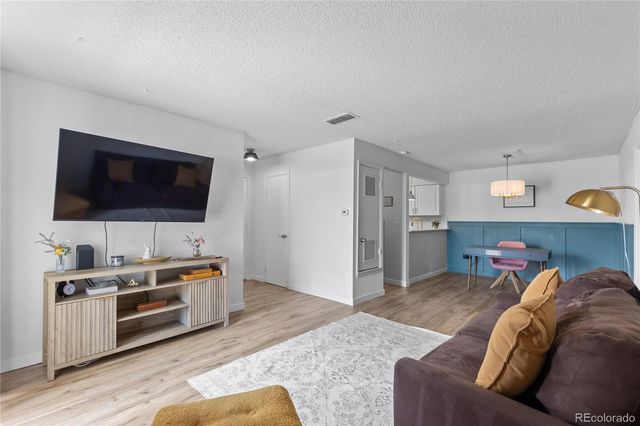 2330 E Fremont Avenue K19, Littleton, CO 80122