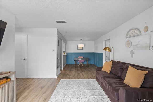 2330 E Fremont Avenue K19, Littleton, CO 80122