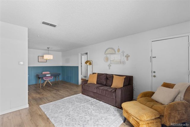 2330 E Fremont Avenue K19, Littleton, CO 80122