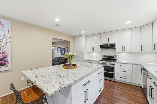 2234 Willow Point Drive, Houston, TX 77339