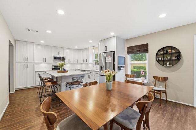 2234 Willow Point Drive, Houston, TX 77339