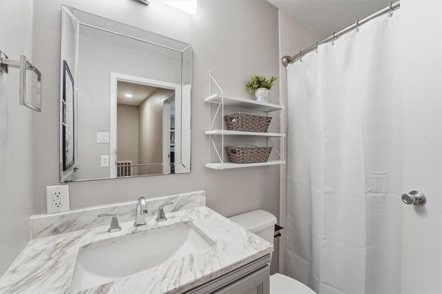 2234 Willow Point Drive, Houston, TX 77339