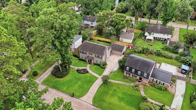 2234 Willow Point Drive, Houston, TX 77339