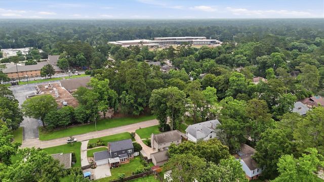 2234 Willow Point Drive, Houston, TX 77339