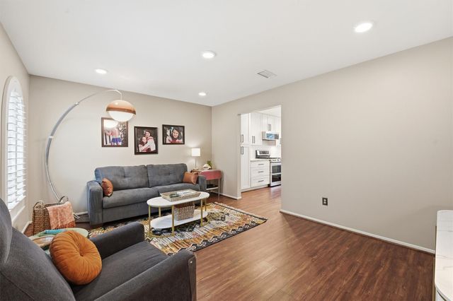 2234 Willow Point Drive, Houston, TX 77339