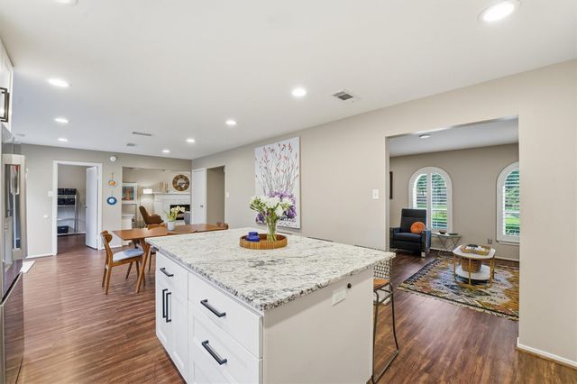 2234 Willow Point Drive, Houston, TX 77339