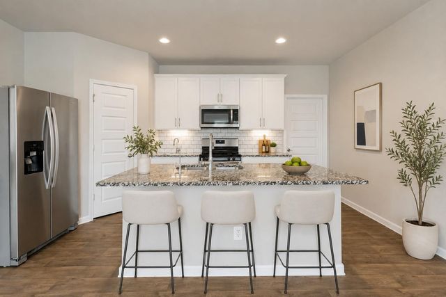 3711 Canyon Shore Lane, Missouri City, TX 77459