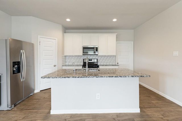 3711 Canyon Shore Lane, Missouri City, TX 77459