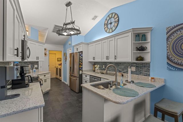 11218 FOUNTAIN LAKE BOULEVARD, Leesburg, FL 34788