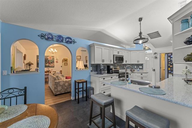 11218 FOUNTAIN LAKE BOULEVARD, Leesburg, FL 34788