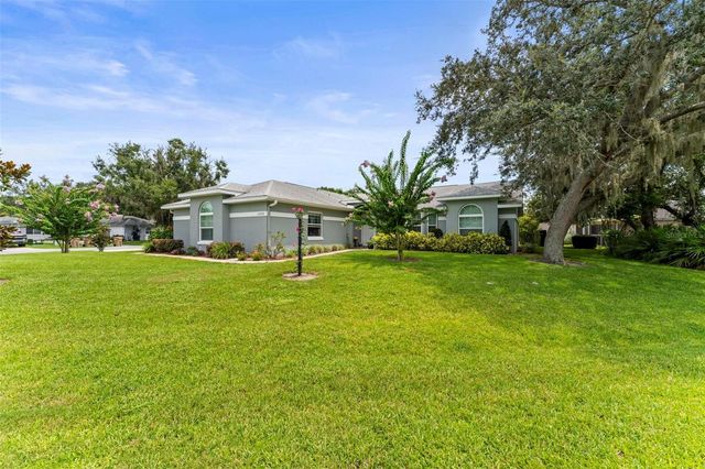 11218 FOUNTAIN LAKE BOULEVARD, Leesburg, FL 34788