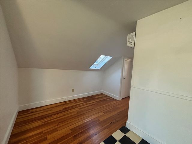 712 Hope Street 3, Bristol, RI 02809