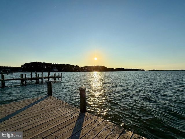 16460 SAYRE POINT LN, Piney Point, MD 20674
