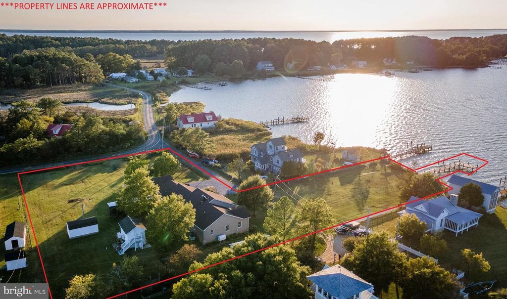 Image 2 of property listing at 16460 SAYRE POINT LN, Piney Point, MD 20674