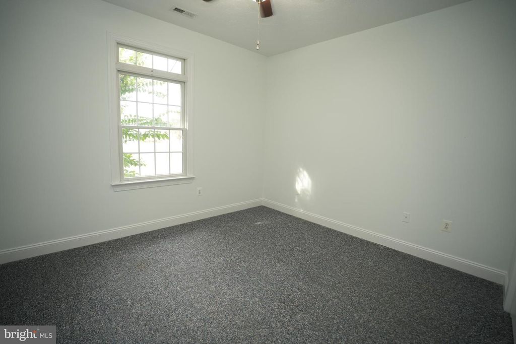 Image 34 of property listing at 16460 SAYRE POINT LN, Piney Point, MD 20674