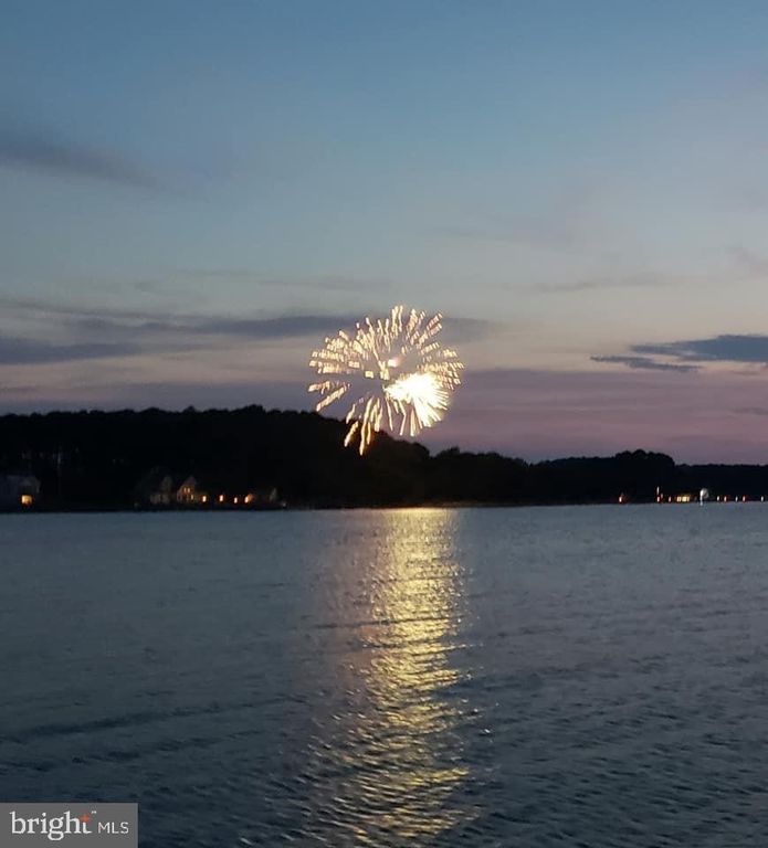 Image 42 of property listing at 16460 SAYRE POINT LN, Piney Point, MD 20674